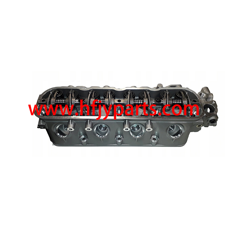 Forklift Engine Parts Cylinder Head Assy for 1360878 Forklift Engine Parts Cylinder Head Assy for 1360878